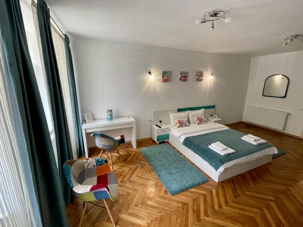36 Central Residence Braşov Esterno foto