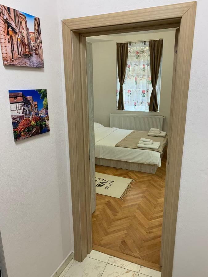 36 Central Residence Braşov Esterno foto