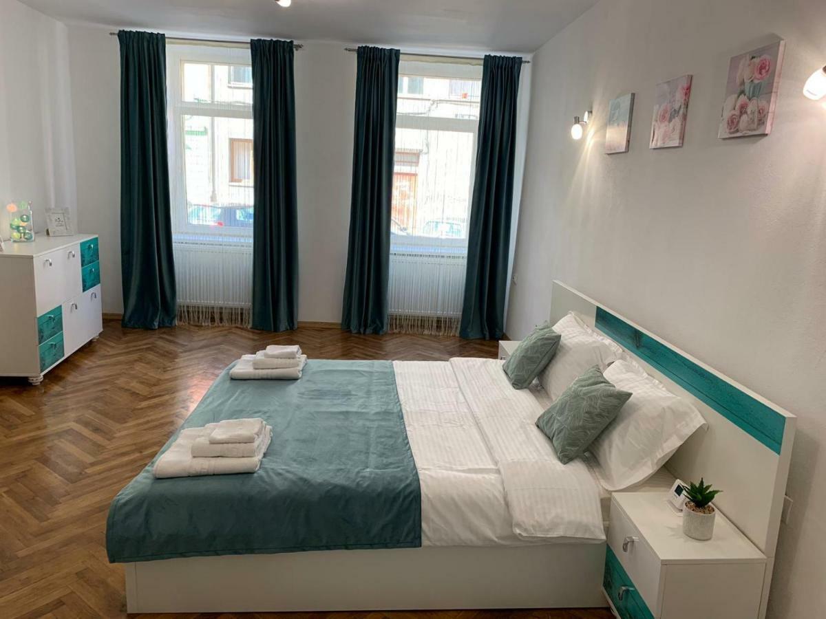 36 Central Residence Braşov Esterno foto