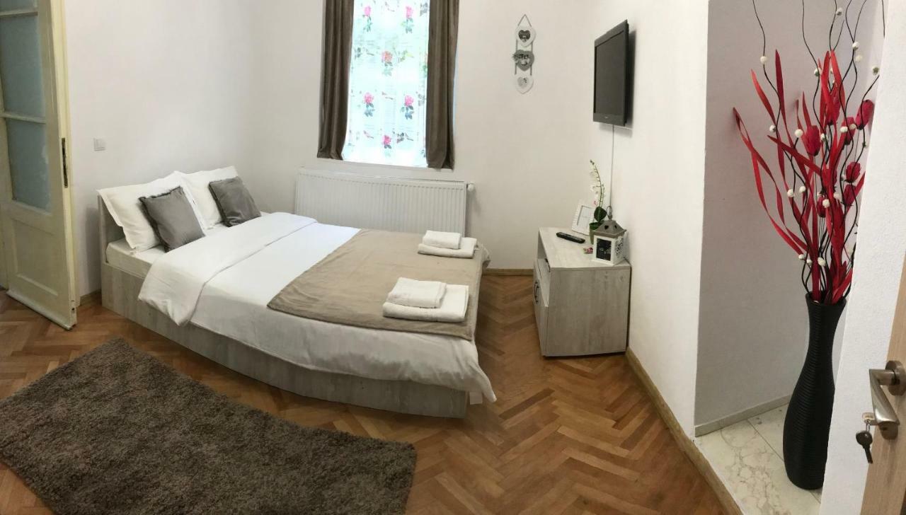 36 Central Residence Braşov Esterno foto