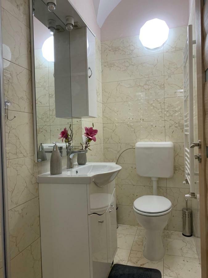 36 Central Residence Braşov Esterno foto